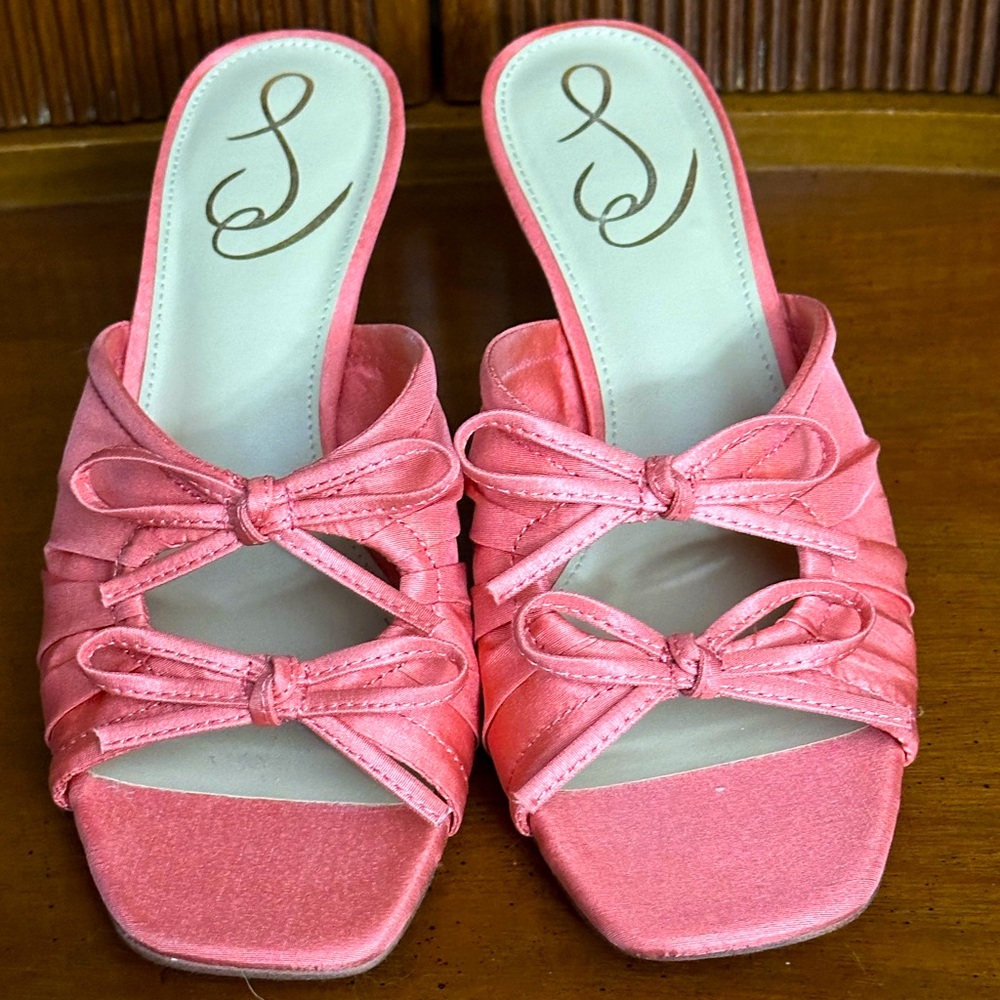 Sam Edelman Sandals Kitten heel NEW 6B
